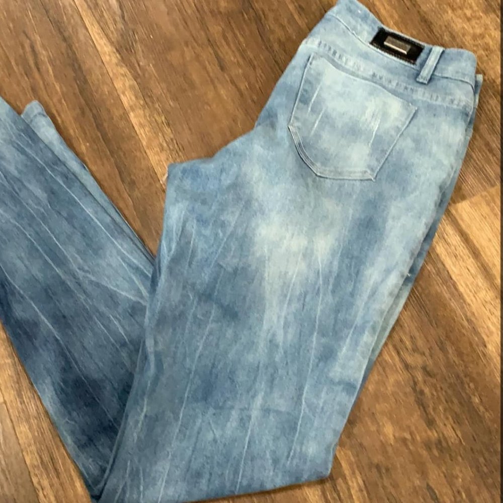 Light Washed Skinny
